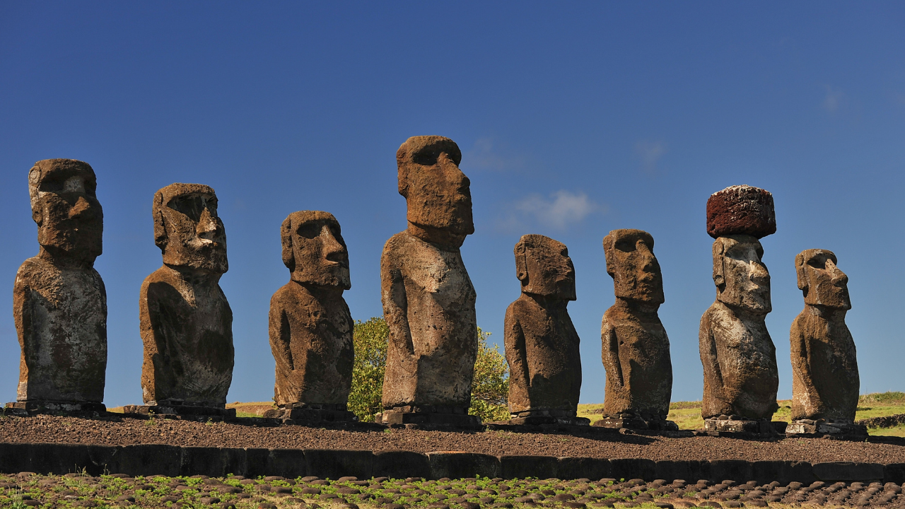  Moai Statues of Easter Island