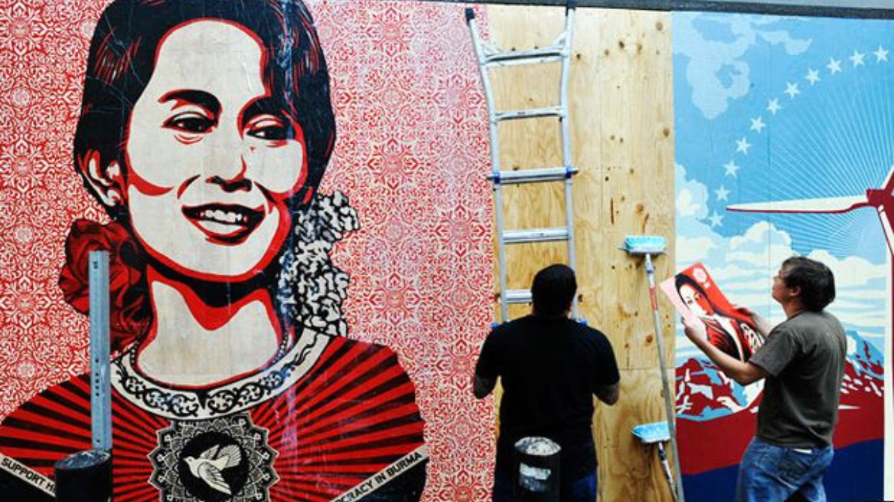 Shepard Fairey’s “Obey Giant” Murals